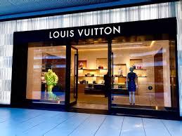 assistant buyer louis vuitton salary|louis vuitton job salary.